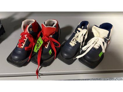 Botas Arena NN 75 mm dětská velikost 25